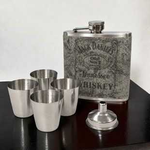 Подарунковий набір фляга Jack Daniel&rsquo;s QK-1-3 Grey 7oz/210 мл з чарками 11857 фото