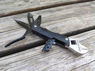 Мультитул Розвідний ключ Traveler MS-014F-3 Black Wrench 10 в 1 з набором біт мультифункціональний інструмент у чохлі 06737 фото