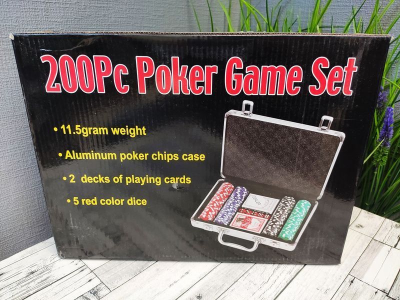 Ігровий набір Покер на 200 фішок з номіналом в алюмінієвому кейсі Poker Game Set BG__200N фото