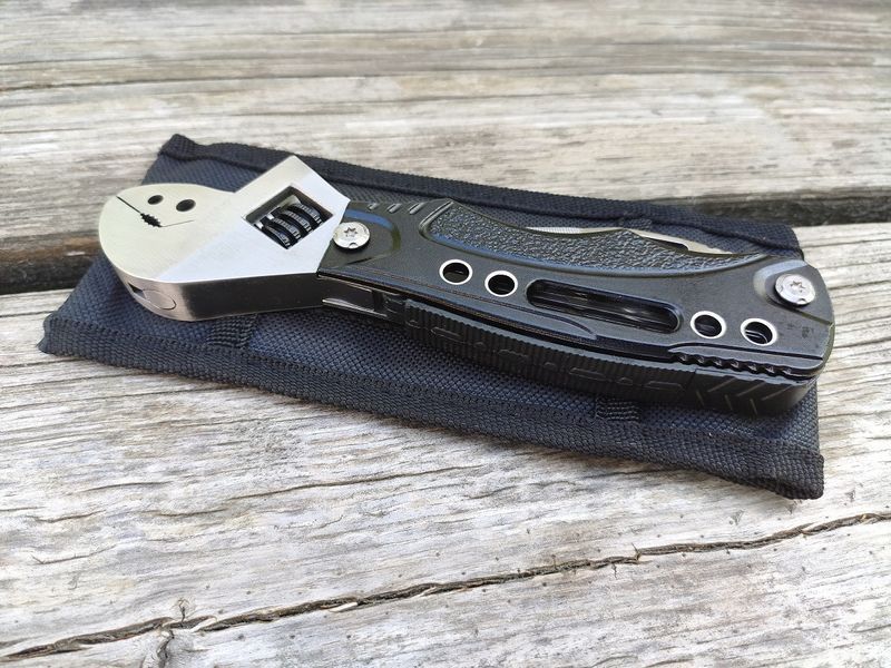 Мультитул Розвідний ключ Traveler MT093 Black Wrench 5 в 1 з набором біт мультифункціональний інструмент у чохлі 06741 фото