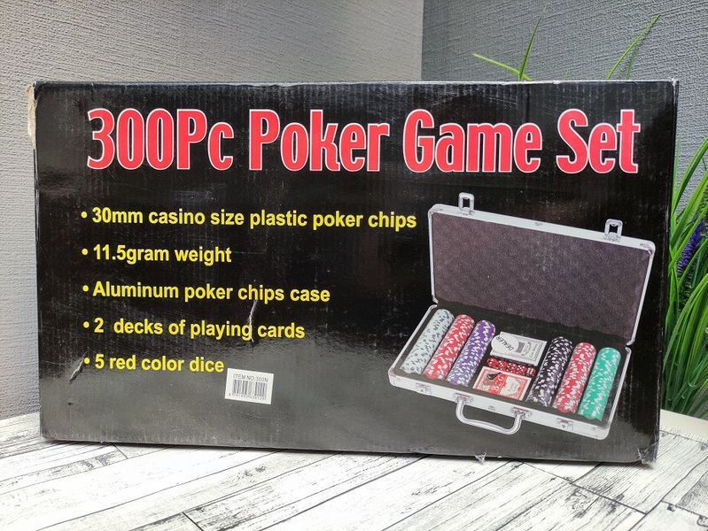 Ігровий набір Покер на 300 фішок з номіналом в алюмінієвому кейсі Poker Game Set BG_300N фото