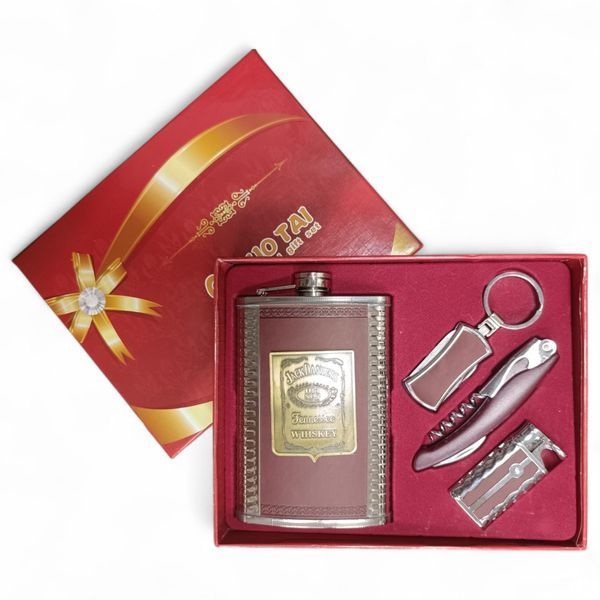 Набір подарунковий GT NF197 Brown  5в1 фляга Jack Daniel's 9Oz 256 мл з аксесуарами 10737 фото