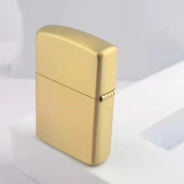 Запальничка бензинова ZORRO Ship Gold LI_P_301Gold фото