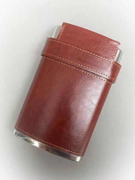 Фляга в шкірі 266 мл 9oz 3 стопки 10 мл у кришці BZ-9 Brown 06634 фото