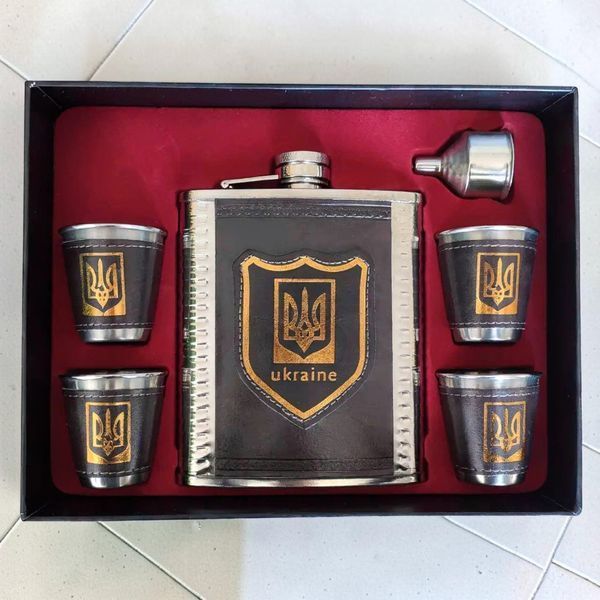 Набір подарунковий GT 6 в 1 Trident Ukraine NF4-6 фляга 532 ml /лейка/стопки 4 шт.по 70 ml 07411 фото